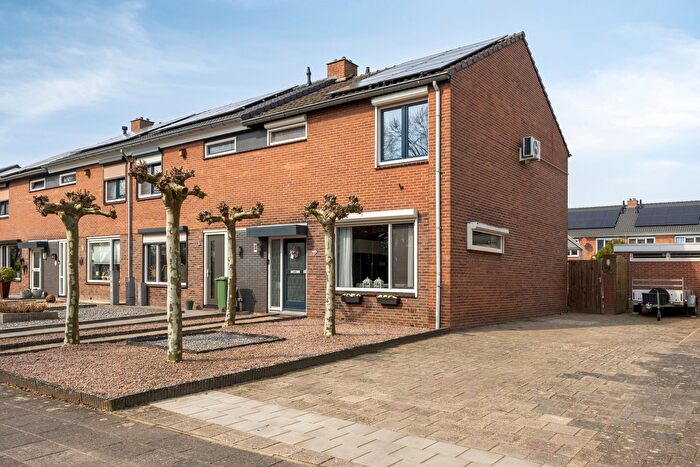 8-kamerhuis te koop in Reuver, Reuver