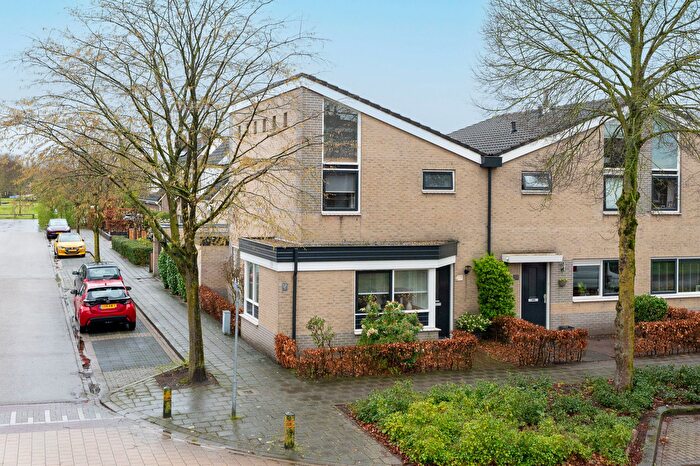 5-kamerhuis te koop in Putten-Stationsstraat industriegebied, Putten