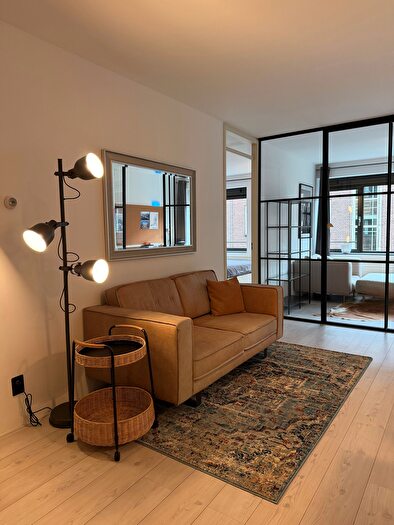 2-kamerappartement te huur in Stadsdriehoek, Rotterdam