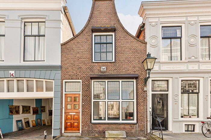 4-kamerhuis te koop in Zierikzee binnen de vesten, Zierikzee