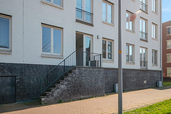 3-kamerappartement te koop in Europakwartier W.-Zuid, Almere
