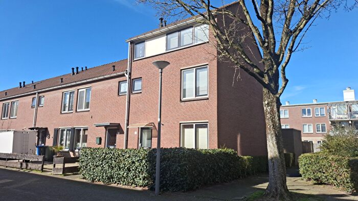 5-kamerhuis te koop in Rotterdam – Slotermeer, Zevenkamp