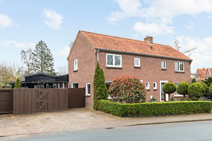 5-kamerhuis te koop in Den Nul Kern, Olst