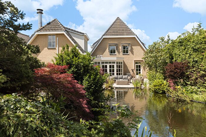 8-kamerhuis te koop in Numansdorp – Burg de Zeeuwstraat, Numansdorp Woonkern