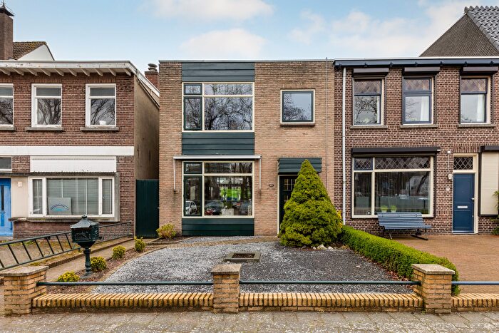 5-kamerhuis te koop in Bergen op Zoom – Parallelweg, Gageldonk-West
