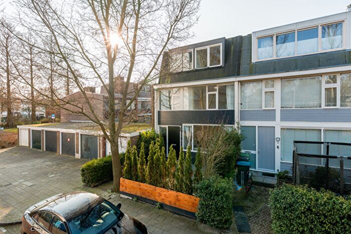 6-kamerhuis te koop in Vredeveldbuurt, Amstelveen