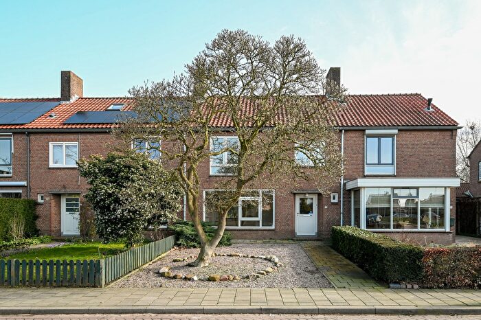 6-kamerhuis te koop in Zetten Centrum, Zetten