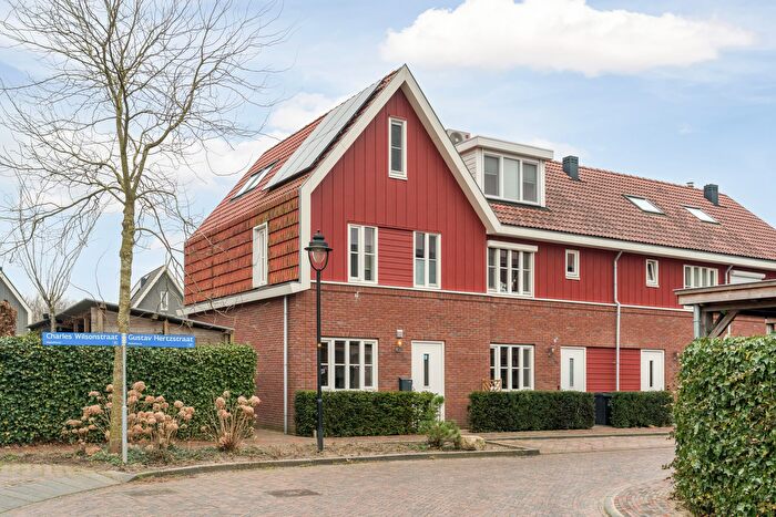 5-kamerhuis te koop in Almere – Gustav Hertzstraat, Nobelhorst West