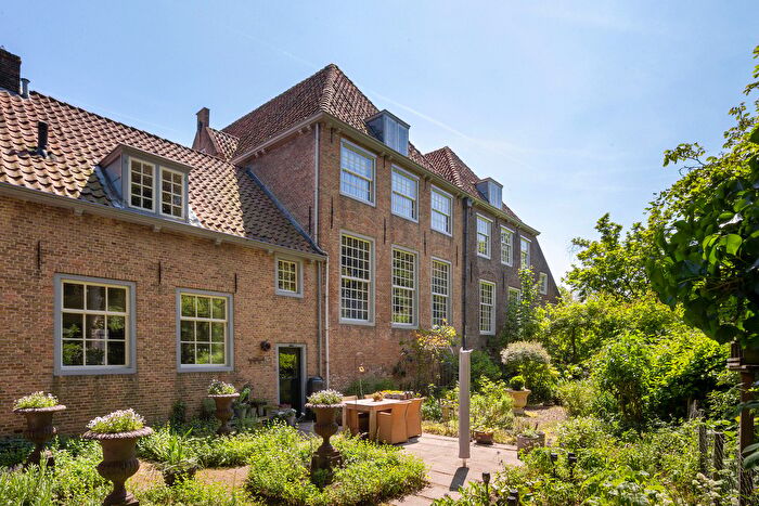 8-kamerhuis te koop in Kern Heenvliet, Heenvliet