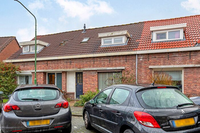 4-kamerhuis te koop in Slotjes-Midden, Oosterhout (NB)