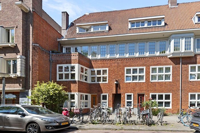 5-kamerappartement te huur in Amsterdam – Paramaribostraat, Paramariboplein e.o.