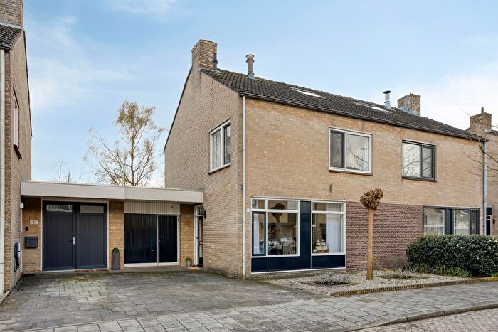 6-kamerhuis te koop in Uden – Keizershof, Raam