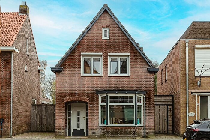 9-kamerhuis te koop in Steenakkers, Gilze