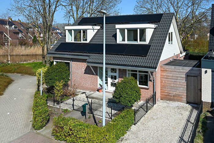 4-kamerhuis te koop in Meerwijk, Uithoorn