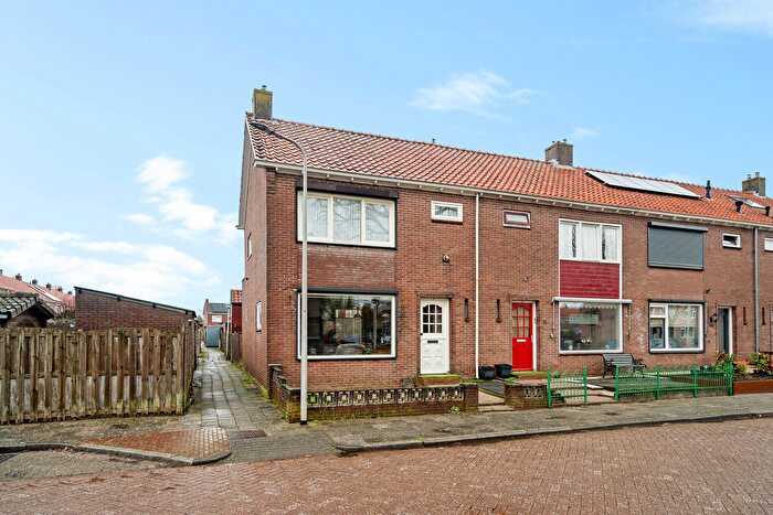 4-kamerhuis te koop in Binnenlanden-West, Genemuiden