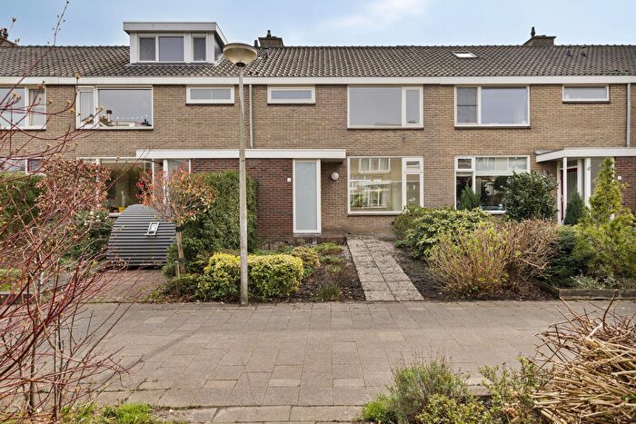 5-kamerhuis te koop in Gouda – Joost de Hondtlaan, Windrooskwartier en Heesterbuurt
