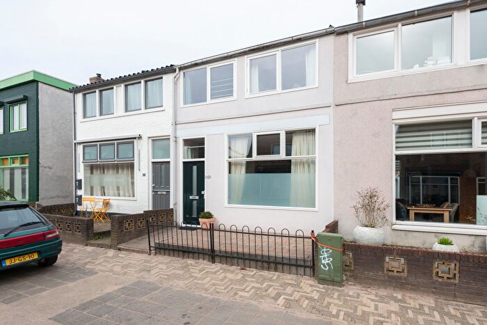 4-kamerhuis te koop in Geuzenbuurt, Hilversum