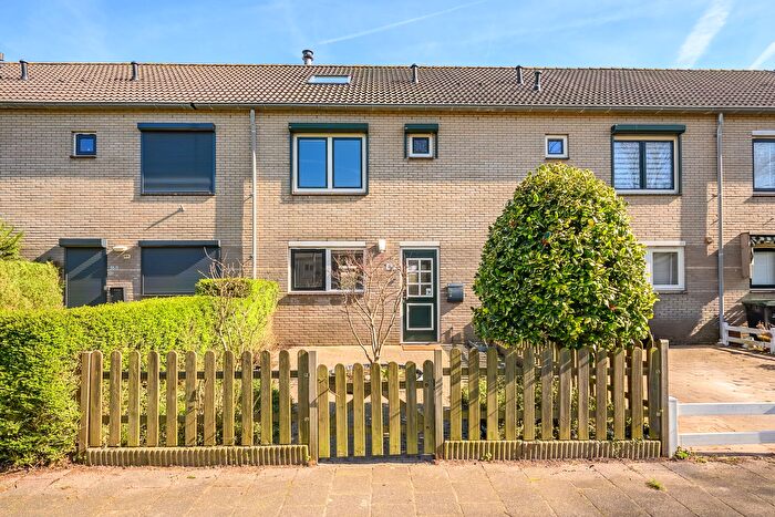 4-kamerhuis te koop in Muziekwijk Z.-Oost, Almere