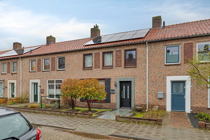 4-kamerhuis te koop in Bikkelkamp, Grave