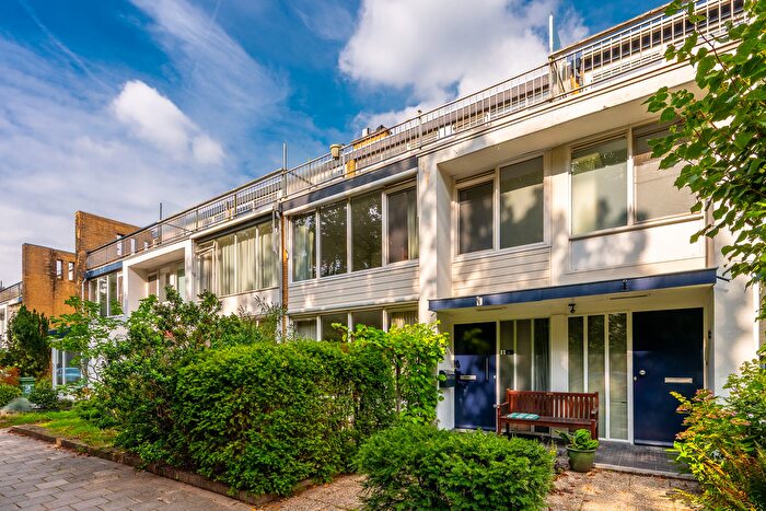 6-kamerhuis te koop in Zeist – Fröbellaan, Vollenhove
