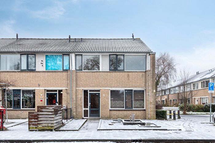 6-kamerhuis te koop in Waalwijk – Johann Straussstraat, Zanddonk