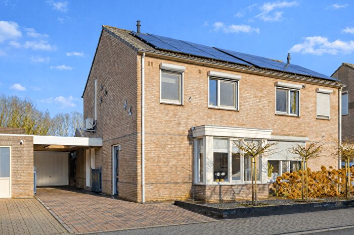 5-kamerhuis te koop in Nieuw-Bergen Kern, Bergen (LI)