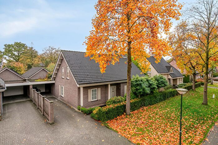 5-kamerhuis te koop in Bladel Veilig Oord, Bladel