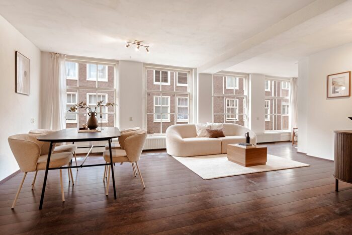 3-kamerappartement te koop in Amsterdam – Korte Leidsedwarsstraat, Leidsebuurt-Noordoost