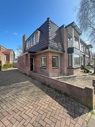 3-kamerhuis te huur in Van Gelderbuurt, Velsen-Noord
