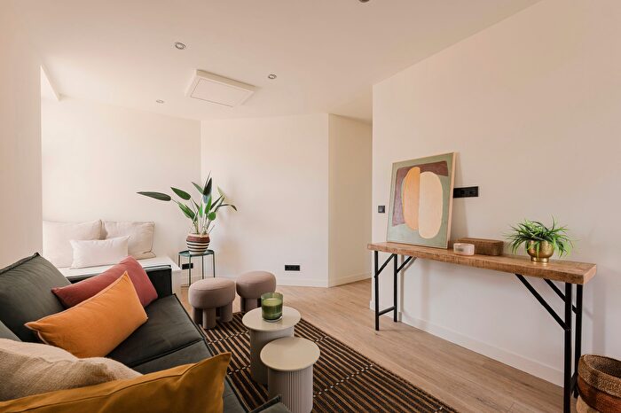 4-kamerappartement te koop in Amsterdam – Ferry Ploegerstraat, Coronelbuurt