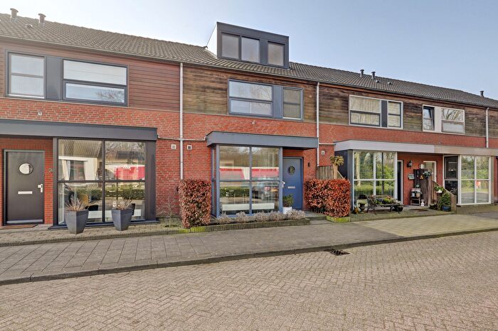 5-kamerhuis te koop in Oosteind, Oosteind