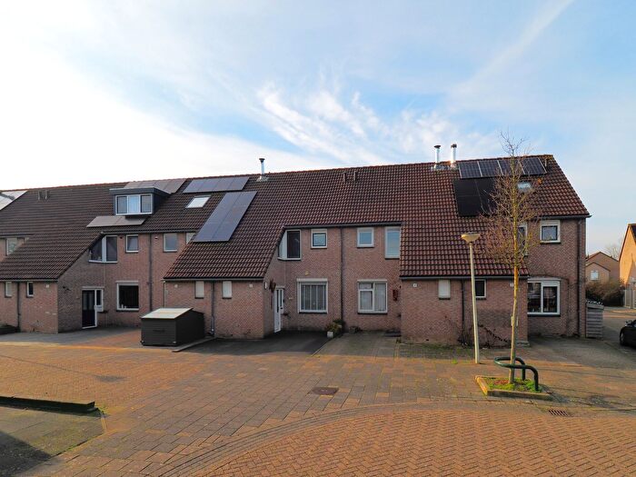 5-kamerhuis te koop in Pontonniersbuurt, Papendrecht