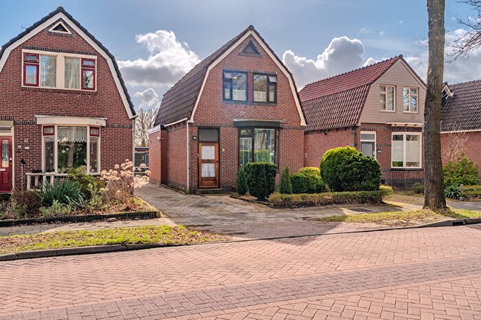 4-kamerhuis te koop in Zeeheldenbuurt, Winschoten