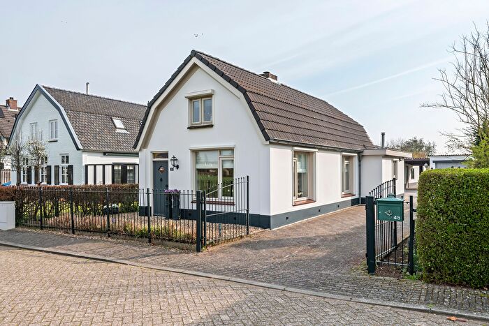 4-kamerhuis te koop in Verspreide huizen Oostzijde, Geldermalsen