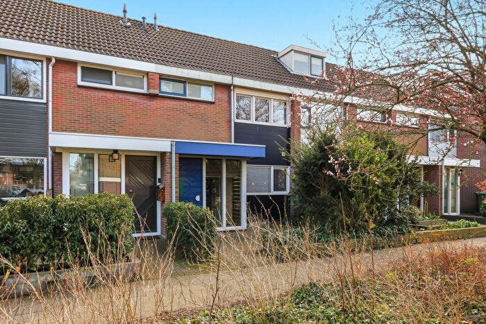 5-kamerhuis te koop in Heemskerk – Rossinistraat, Neksloot