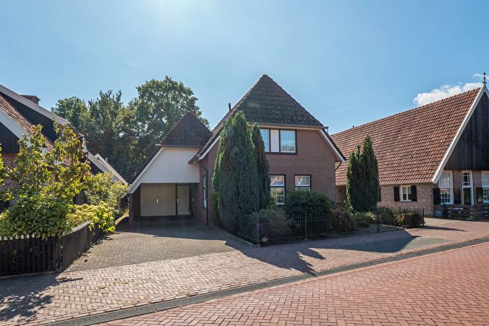 4-kamerhuis te koop in Vriezenveen – Oosteinde, Vriezenveen Oosteinde en Slot