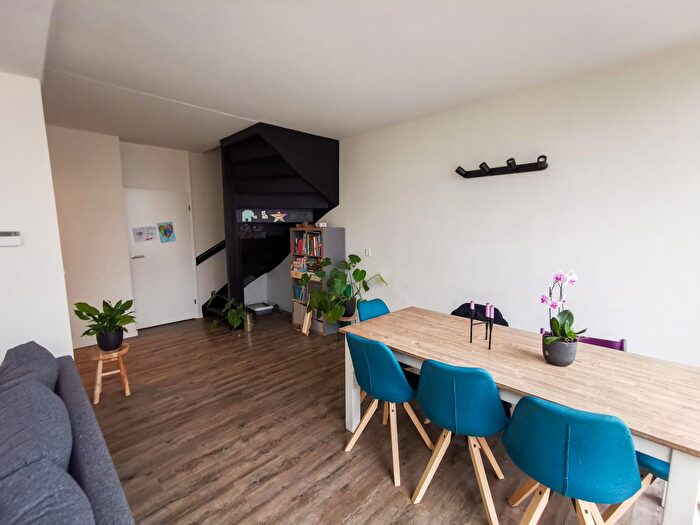 5-kamerhuis te huur in Damrif, Kustrif, Gors, Zandbank, Lelystad