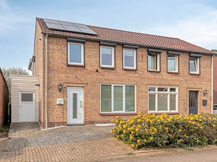 4-kamerhuis te koop in Midden, Gennep