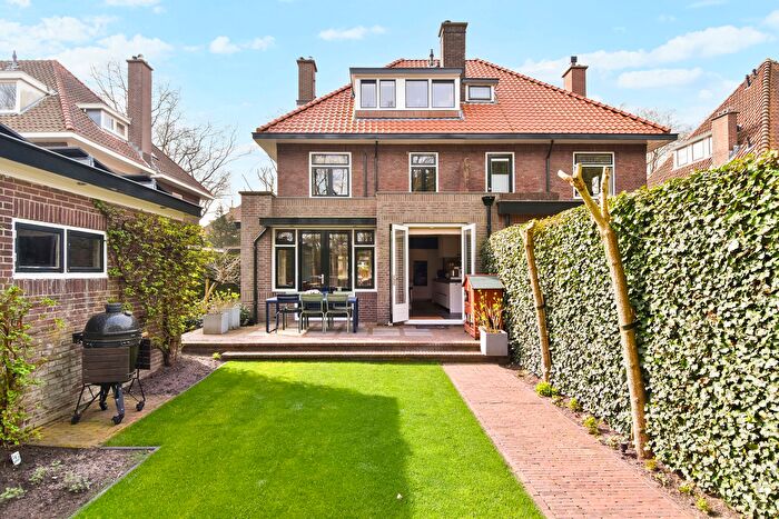 7-kamerhuis te koop in Voorburg – Laan van Leeuwesteyn, Voorburg Oud noord