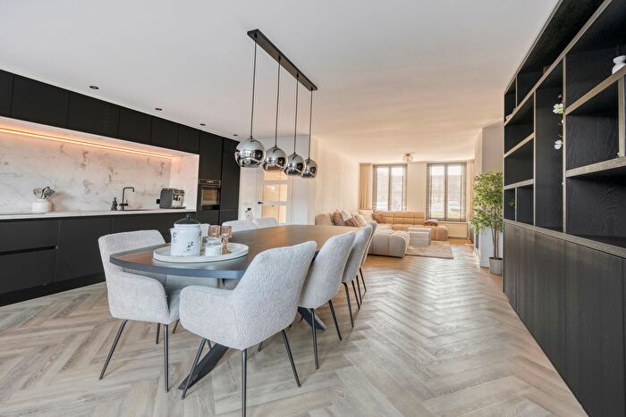 7-kamerhuis te koop in Etten-Leur – Van Bergenplein, Noord 2