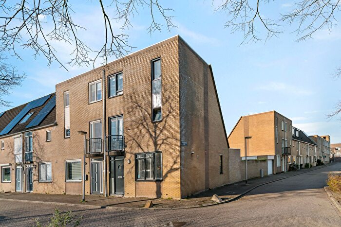 6-kamerhuis te koop in Gors-Noord, Purmerend