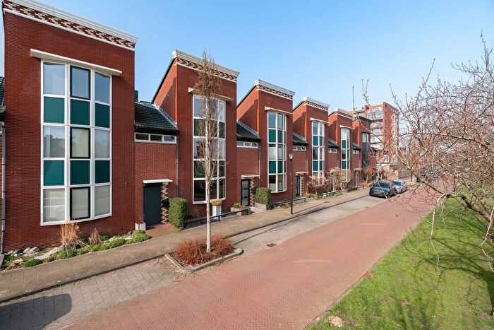 5-kamerhuis te koop in Barendrecht – Lauwersmeer, Meerwede Zuidoost