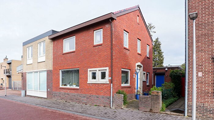 6-kamerhuis te koop in Nulland, Kerkrade