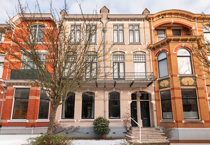 7-kamerhuis te koop in Zwolle – Koningin Wilhelminastraat, Veerallee