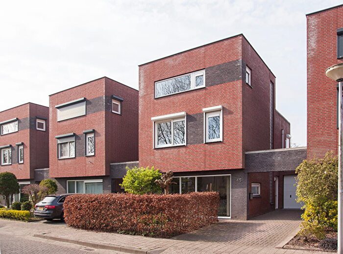 5-kamerhuis te koop in Sander-Banken 4, Etten-Leur