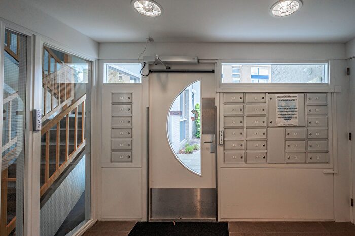 Koop en Huur Huizen - 3