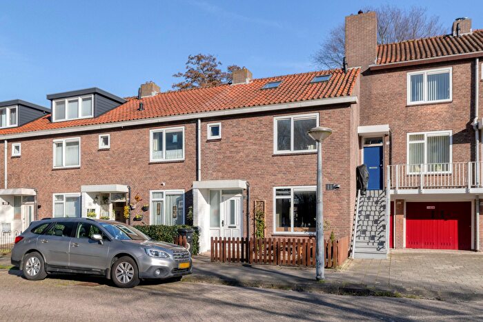 5-kamerhuis te koop in Amsterdam – Cort van der Lindenkade, Van Tijenbuurt
