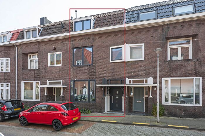 6-kamerhuis te koop in Heerlen – Eijmaelstraat, Schandelen