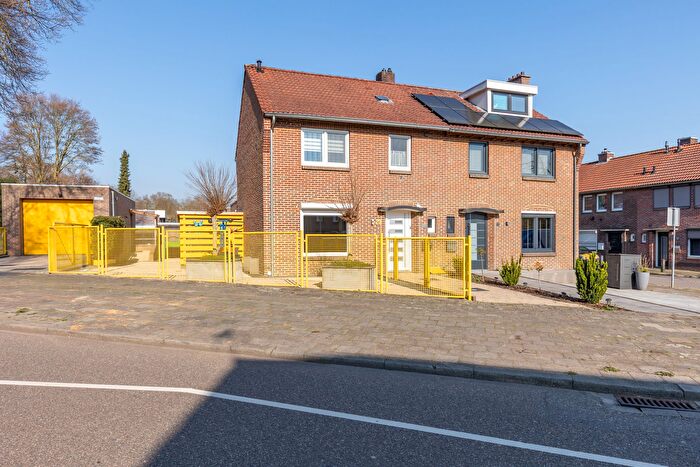 7-kamerhuis te koop in Maria Gewanden, Hoensbroek