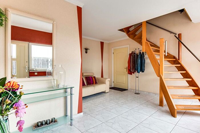 Koop en Huur Huizen - 3